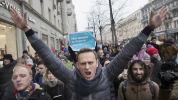 Мосгорсуд оставил под арестом активиста штаба Навального