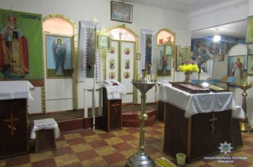 В Луганской области из храма украли ювелирные изделия