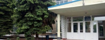В Донецкой области из-за газовой атаки эвакуировали детей из школы (ФОТО)