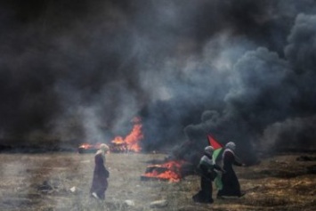 В столкновениях на границе сектора Газа погибли 52 палестинца