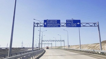 В Крыму дали рекомендации автотуристам в связи с открытием моста