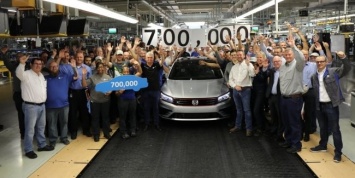 Завод Volkswagen в Чаттануге выпустил 700 000-й седан Passat