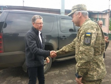 Наев проводит встречу с Волкером - штаб операции Объединенных сил
