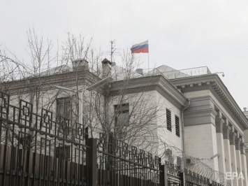 Посольство РФ в Киеве направило в МИД Украины ноту протеста в связи с обысками в "РИА Новости Украина"