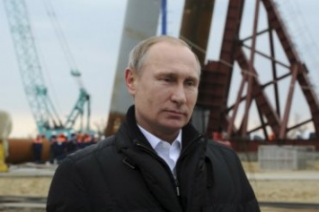 Украине нужно взорвать путинский мост в Крым