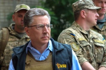 Курт Волкер неожиданно заявил, что Киев не сможет вернуть оккупированные Путиным Крым и Донбасс