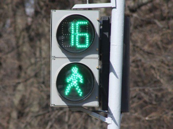 Время красного сигнала для пешеходов ограничат 45 секундами