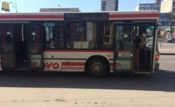 В Днепре на два маршрута вышли большегрузные автобусы (ФОТО)