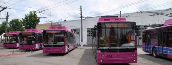 Сегодня первые 5 новеньких троллейбусов выехали на маршруты города (ФОТО)