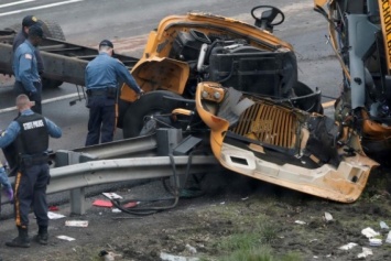 Школьный автобус попал в крупную аварию в США, есть погибшие