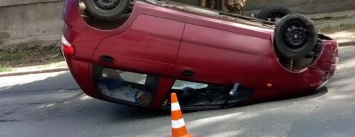 В Одессе перевернулся ДЭУ-Матиз: пострадала пассажирка, - ФОТО