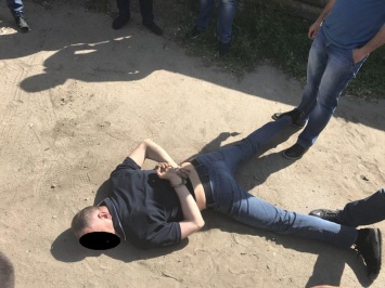 В Николаеве суд отказался брать под стражу полицейского, который организовал кражи: прокуратура не обосновала меру пресечения
