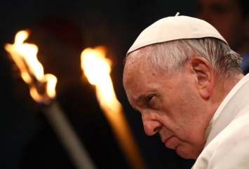 Папа римский сказал, что гомосексуалы "созданы такими Богом"