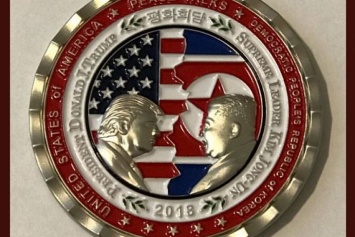 В США выпустили памятный значок в честь еще не состоявшегося саммита Трампа и Ким Чен Ына