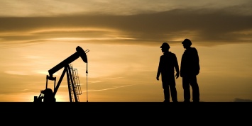 Продолжает бить рекорды: стоимость барреля нефти составила 80 долларов