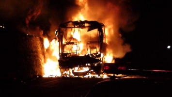 Взрыв автобуса в Дебальцево: один человек погиб, двое - ранены