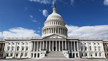 Конгресс США согласился смягчить регулирование банковского сектора