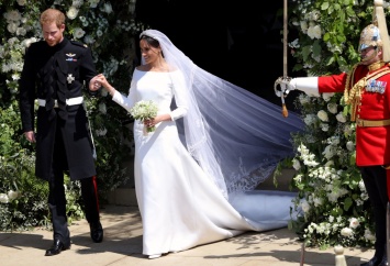 Самые известные свадебные платья Givenchy