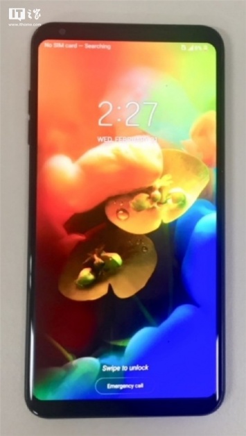 Смартфон LG V35 ThinQ показался на живом фото