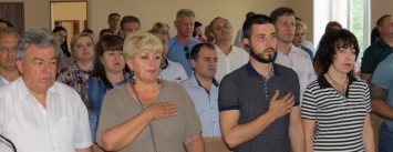 Сложно попасть, легко уйти: депутаты горсовета Покровска поддержали заявление коллеги о досрочном сложении полномочий