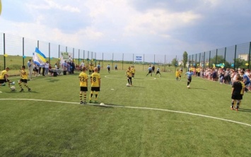 В Дарьевке открыли новое футбольное поле