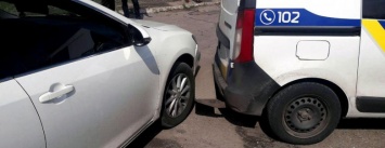 Под Харьковом водитель врезалась в машину патрульных, пытаясь скрыться от «копов», - ФОТО