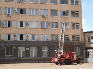 В Краматорске на базе СКМЗ имитировали пожар