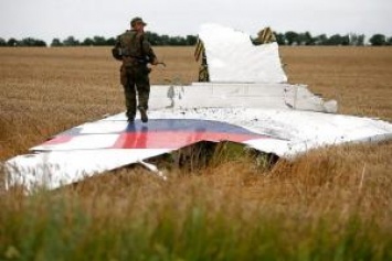 РФ официально обвинили в крушении Boeing МН17: идентифицирован офицер ГРУ, принимавший участие в переброске "Бука"