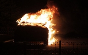 Практически единовременно в Одесском регионе горело два автомобиля