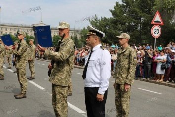 В Николаеве около трехсот курсантов учебного центра ВМС присягнули на верность украинскому народу