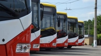 В новых одесских троллейбусах будет возможность зарядить телефон