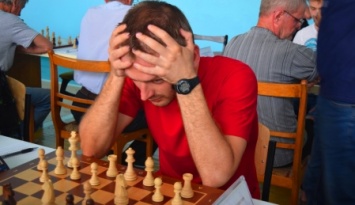 11 гроссмейстеров сражаются в Черноморске за шахматную корону
