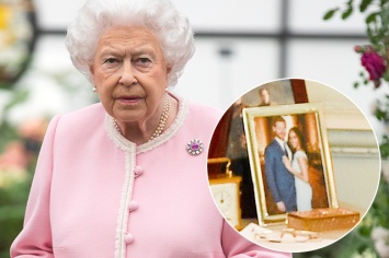 В сети обсуждают портрет Меган Маркл и принца Гарри в гостиной королевы Елизаветы II