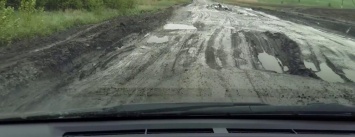 В ближайшие дни завершится ремонт дороги на въезде в Купянск