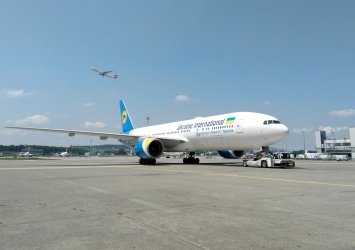 Третий Boeing 777-200ER МАУ прибыл в Борисполь