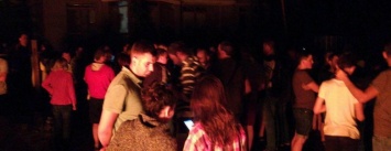 Бунт под Киевом: жители Ирпеня протестуют из-за отсутствия электричества, - ФОТО