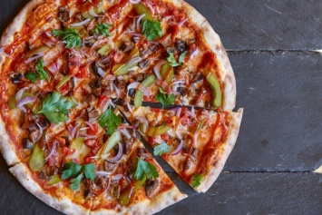 Итальянские ученые доказали, что пицца может спасти от рака