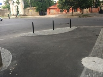 В Николаеве заезды на тротуар для людей с инвалидностью не соответствуют нормам