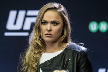 Впервые в истории UFC в Зал Славы будет включена женщина