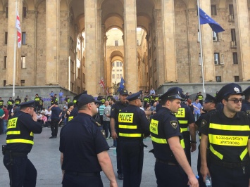 В Тбилиси задержаны десять оппозиционеров, в том числе депутат парламента