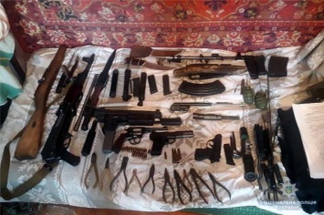 В Киеве разоблачили банду, которая изготовляла и продавала оружие (ФОТО, ВИДЕО)