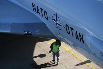 ВВС НАТО восемь раз перехватили российские самолеты над Прибалтикой