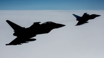 Истребители НАТО 8 раз поднимались на перехват российских разведчиков в небе над Балтикой