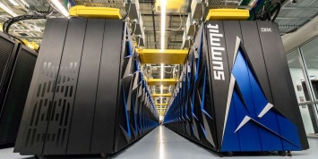 Американский суперкомпьютер отобрал звание быстрейшего в мире у китайского собрата