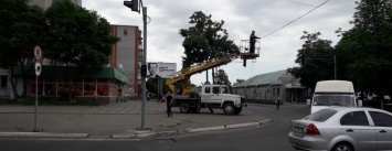 На опасном перекрестке Павлограда вскоре заработает светофор