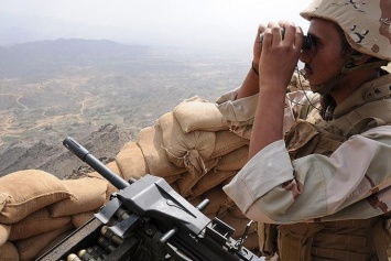 Войска саудовской коалиции начали наступление на йеменский порт Ходейда