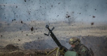 На Донбассе идут бои по всей линии фронта, много раненых и погибших