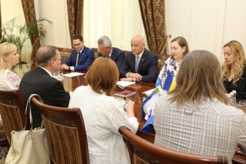 Мэр Одессы встретился с Послом Финляндии в Украине