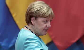 Немецкие СМИ по ошибке растиражировали фейк о расколе фракции Меркель