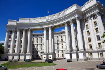 Полиция направила в МИД свой рапорт в отношении пьяного российского консула